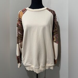Easel Cream Sweatshirt  Patterned-Patchwork Sleeves 70's vibe hippie size Large